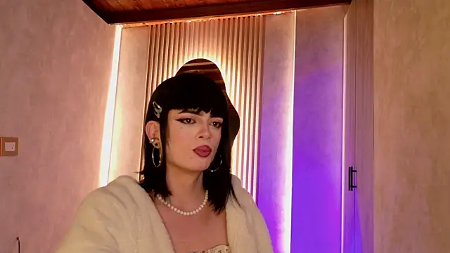 Taurito    online show from 09/19/25, 05:55