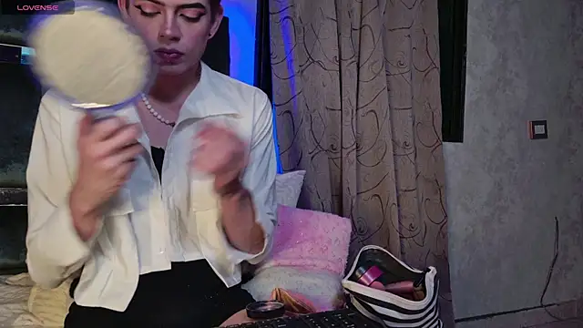 Taurito    online show from 10/07/25, 06:14