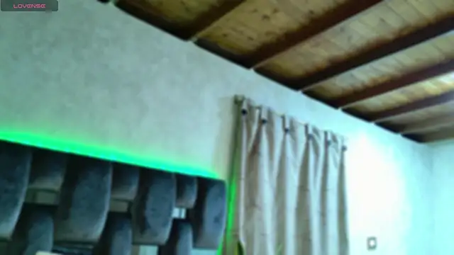 Taurito    online show from 10/12/25, 05:09