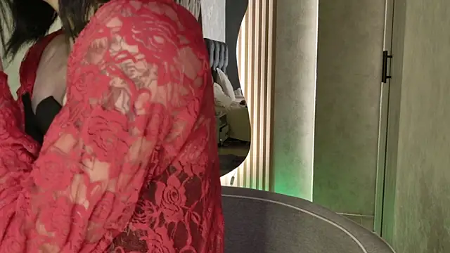 Taurito    online show from 12/19/25, 10:45