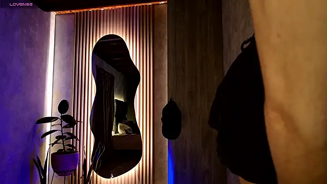 Taurito    online show from 09/10/25, 05:17