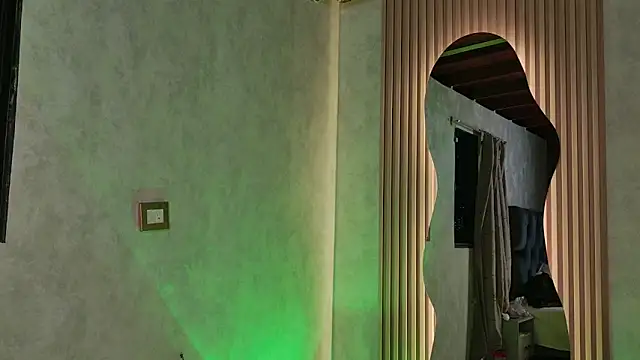 Taurito    online show from 12/15/25, 12:16