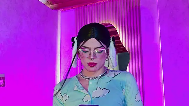 Taurito    online show from 03/25/26, 04:50