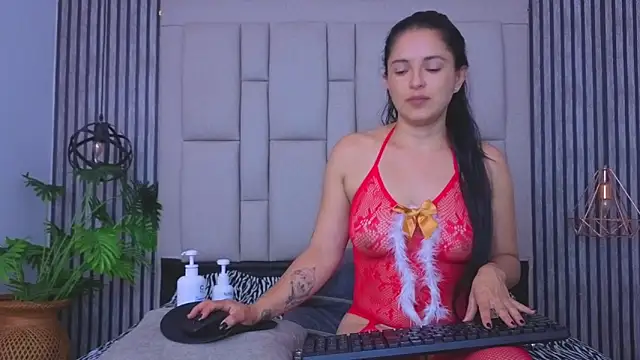 bryonycutee online show from 05/15/26, 11:19