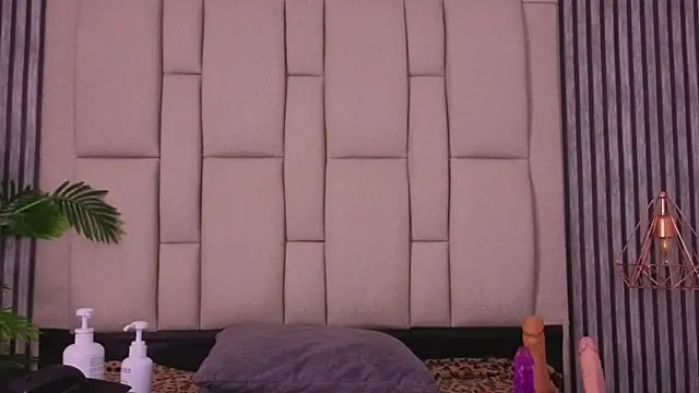 bryonycutee online show from 04/18/26, 12:18