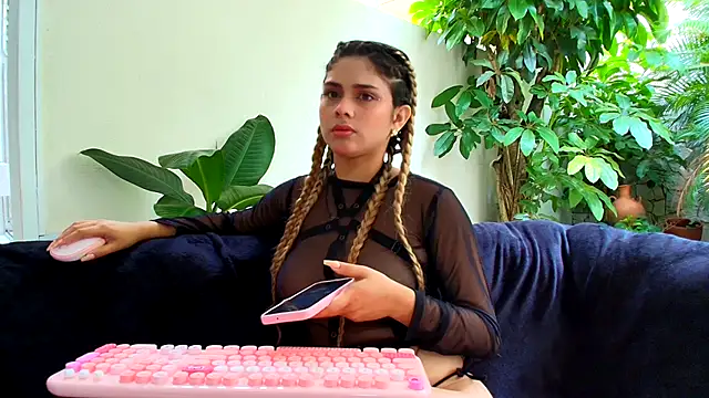 sharon greey online show from 10/26/25, 01:22