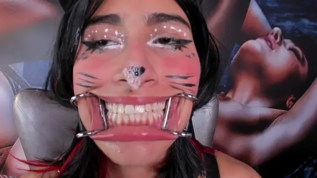 miss   taylor online show from 04/15/26, 02:43