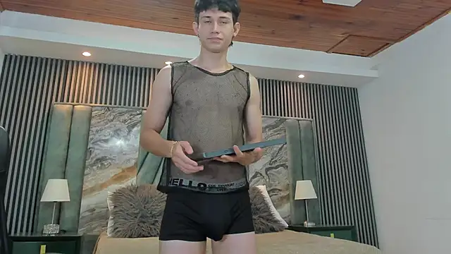 Michael blue online show from 09/25/25, 12:22