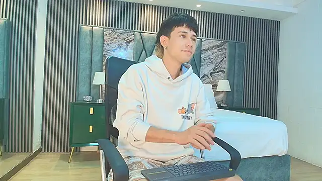 Michael blue online show from 01/18/26, 11:57