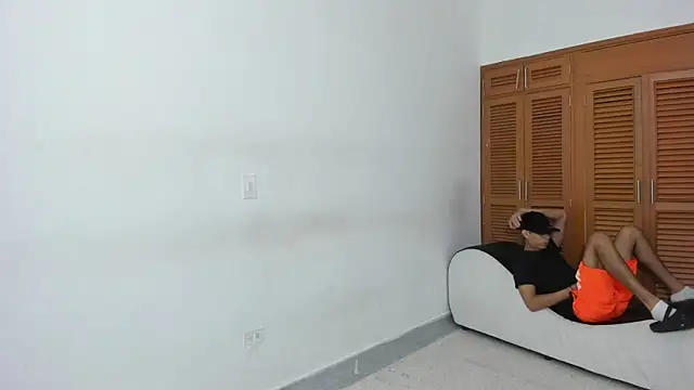 brutal sex room2k online show from 10/12/25, 01:01