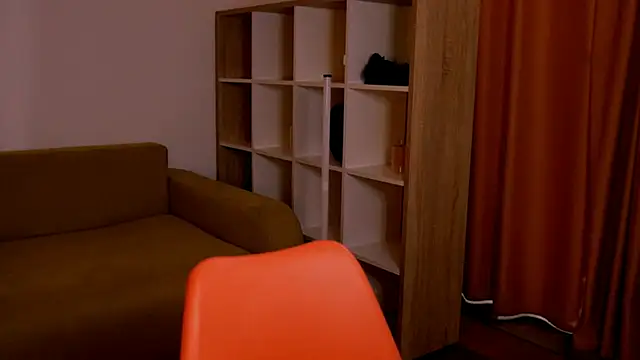 Snapshot of Di_na_Bell chatting on 11/12/25, 07:34 Di na Bell online show from 11/12/25, 07:34