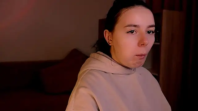 Snapshot of Di_na_Bell chatting on 11/27/25, 06:36 Di na Bell online show from 11/27/25, 06:36