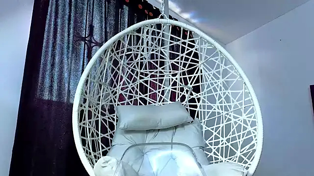 cuteeimy online show from 11/11/25, 06:47