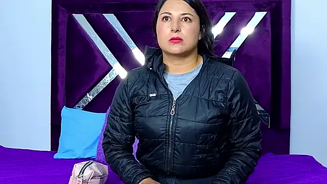 cuteeimy online show from 11/24/25, 06:52