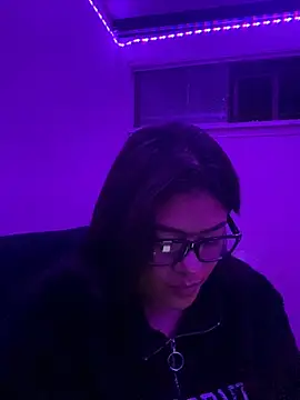 Snapshot of NattashaMore_0719 chatting on 10/13/25, 03:19 NattashaMore 0719 online show from 10/13/25, 03:19