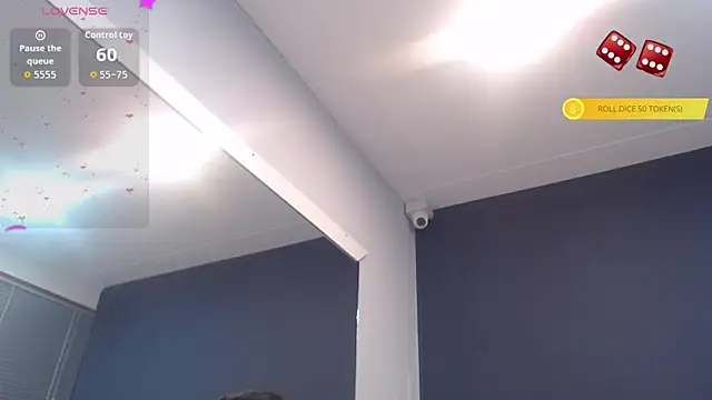 KendraaSimons online show from 12/17/25, 08:03