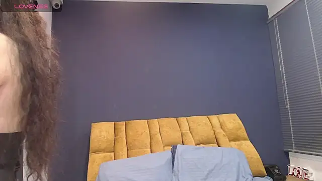 KendraaSimons online show from 10/29/25, 07:57