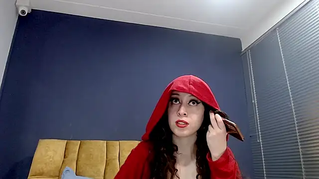 KendraaSimons online show from 10/13/25, 07:37