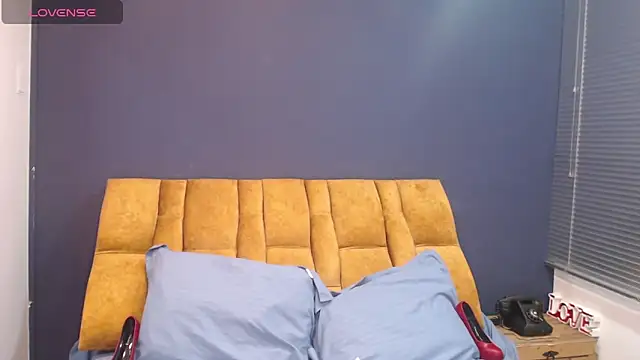 KendraaSimons online show from 11/21/25, 07:02