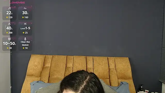 KendraaSimons online show from 05/15/26, 07:45