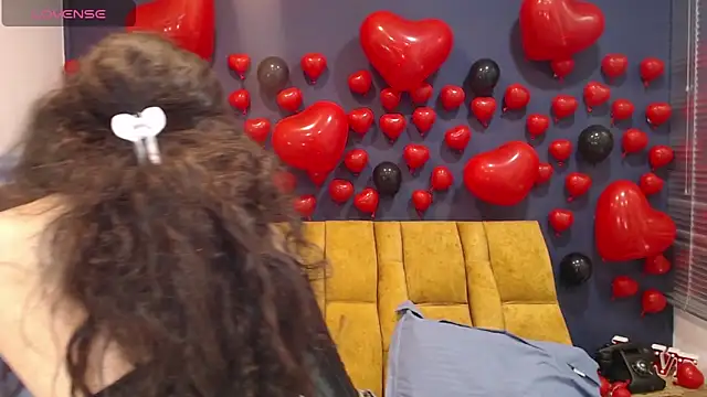 KendraaSimons online show from 02/16/26, 07:56