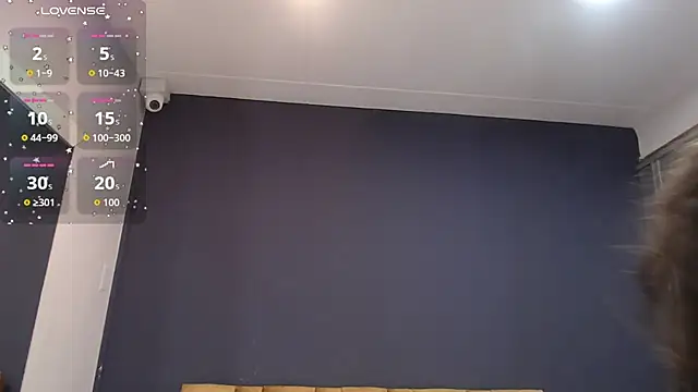 KendraaSimons online show from 10/31/25, 04:14