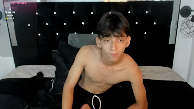 Sebas cat online show from 01/18/26, 02:15