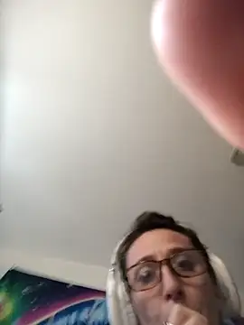 we are fucking serious online show from 04/19/26, 05:47