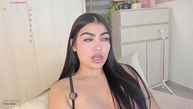 EmmyKenner online show from 10/22/25, 06:13