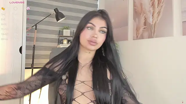 EmmyKenner online show from 10/30/25, 11:08