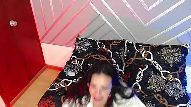 sashabluex online show from 10/29/25, 03:49