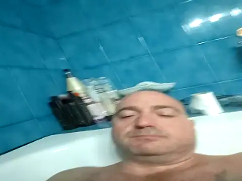 Pollagorda 34877 online show from 11/14/25, 02:21