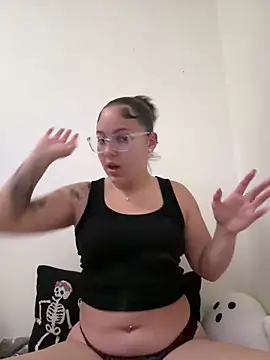 babykalirose online show from 11/02/25, 03:55