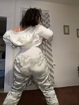 babykalirose online show from 02/23/26, 01:29