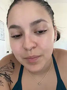 babykalirose online show from 04/17/26, 01:47