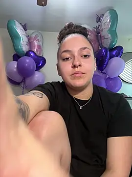 babykalirose online show from 04/23/26, 06:31