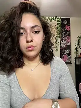 babykalirose online show from 06/02/26, 12:21