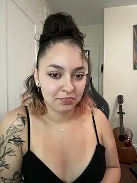 babykalirose online show from 05/13/26, 01:34