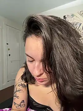 babykalirose online show from 05/20/26, 06:54
