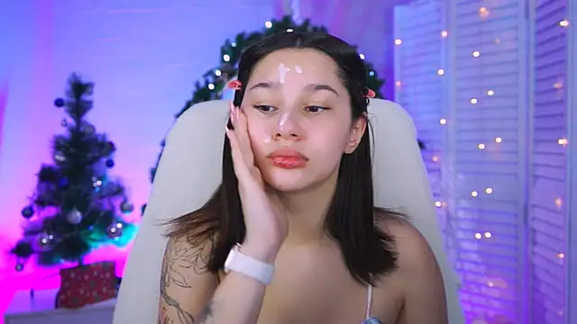 KimClarks  online show from 12/15/25, 01:17