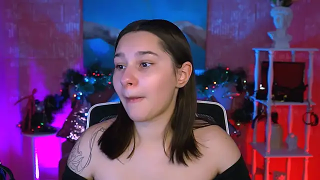 KimClarks  online show from 12/17/25, 12:32