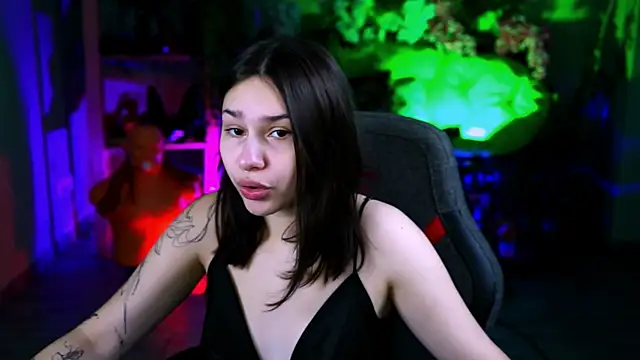 Snapshot of KimClarks_ chatting on 10/28/25, 12:48 KimClarks  online show from 10/28/25, 12:48