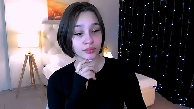 KimClarks  online show from 02/17/26, 04:04