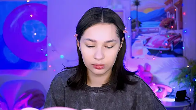 KimClarks  online show from 11/13/25, 12:31