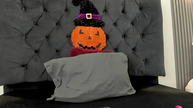 Sofia Seduccion online show from 10/23/25, 12:04