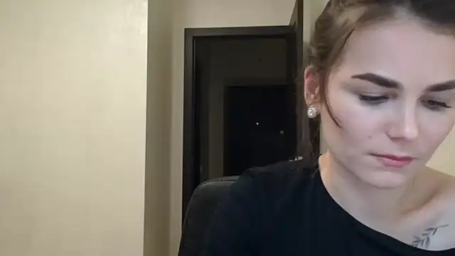 Silviaa a online show from 03/02/26, 08:16