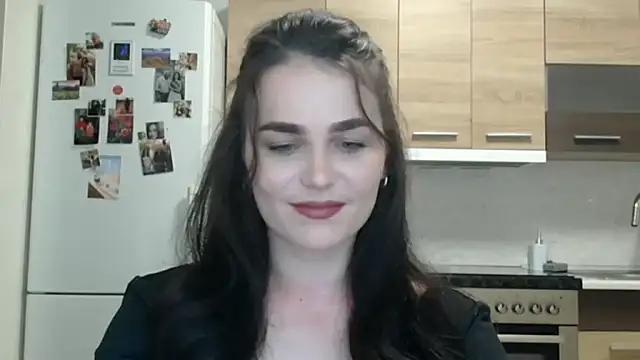 Silviaa a online show from 11/26/25, 07:58