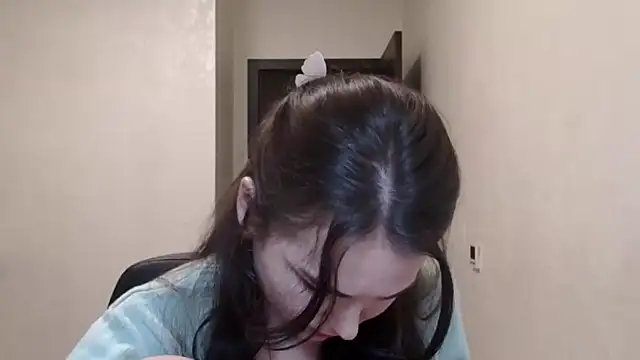 Silviaa a online show from 11/12/25, 08:12