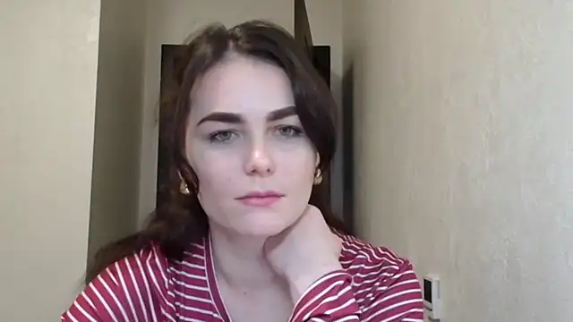 Silviaa a online show from 12/15/25, 02:23