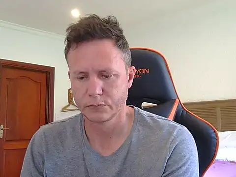 TroyDieselXXX online show from 11/22/25, 05:39